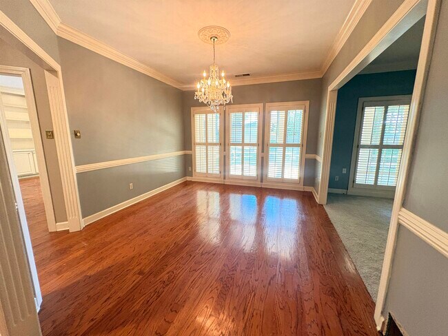 1850 Wood Oak Dr