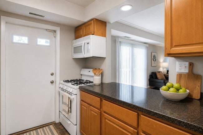 Northwest Crossing Apartment Homes