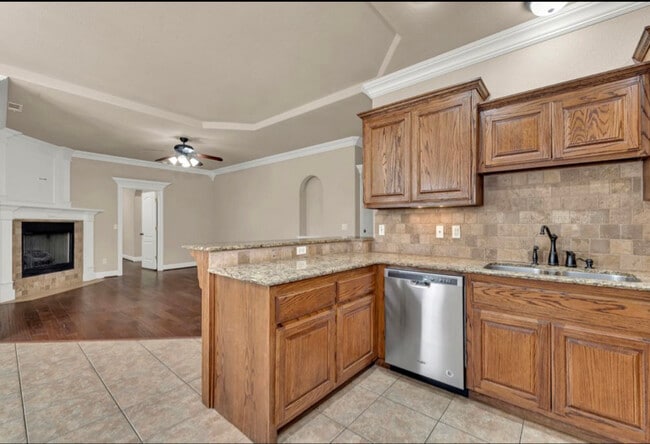 Photo - 602 NW 17th Ct