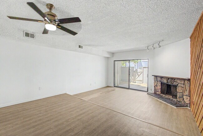 Photo - 12153 Bannock St