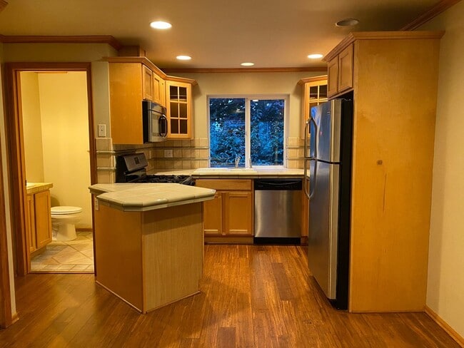 Photo - Appealing 3 bed / 1.5 bath townhouse in Greenwood/N Seattle