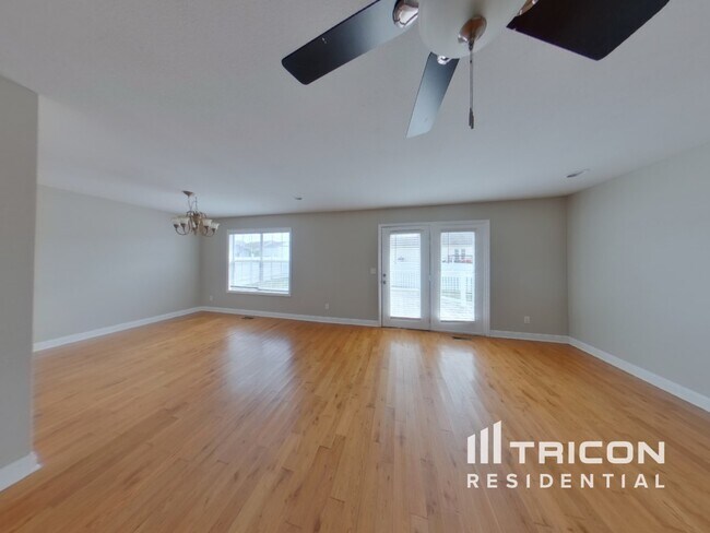 Photo - 1616 Jamie Dr