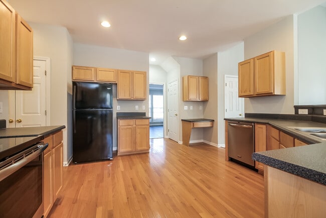 Photo - 6 Mountain Rose Ct