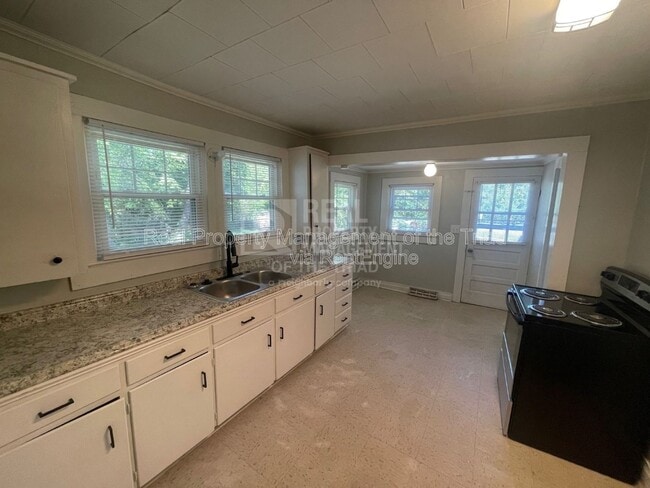 Photo - 907 W Cooksey Dr