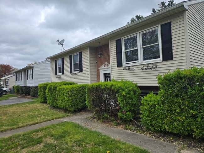 Photo - 7036 Sollers Point Road