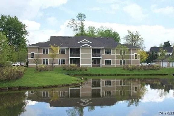 Building Photo - 1 Stonington Ln Rental