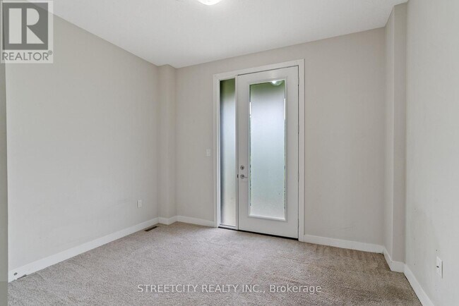 Photo - 964 W Village Square