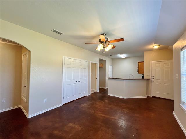 Building Photo - 124 Sunburst Ct Rental