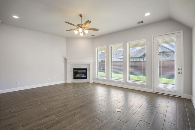 Photo - 7845 Charter Hill Dr