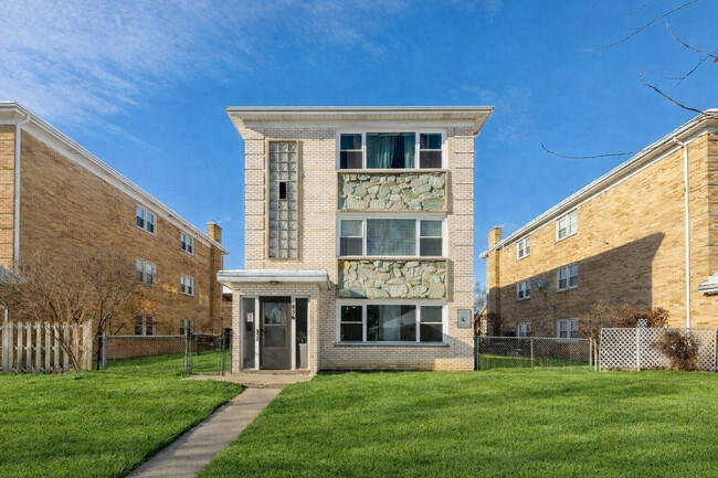 Building Photo - 856 E Capri Dr Unit 2