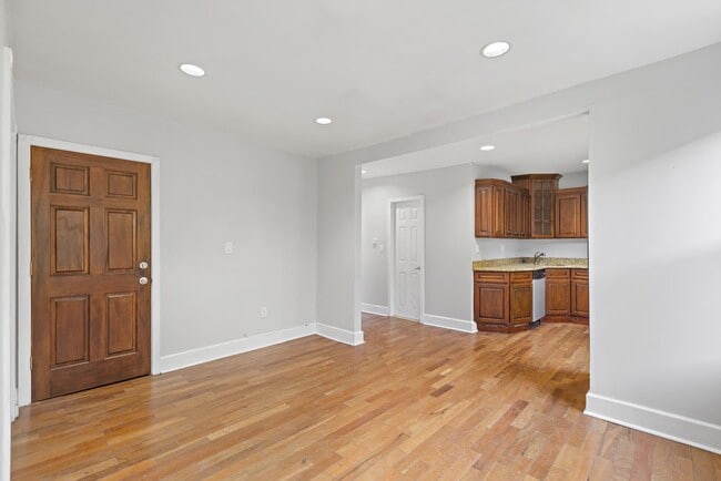 Photo - 36 Perry St Unit 2
