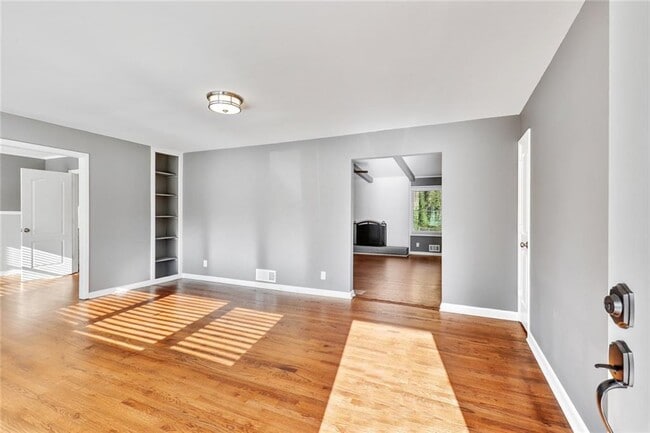 Photo - 2341 Rubart Dr
