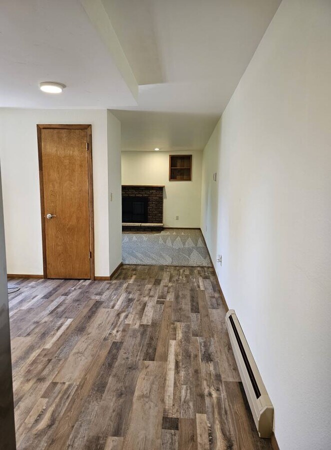 Photo - 3403 North Ave W Unit Lower