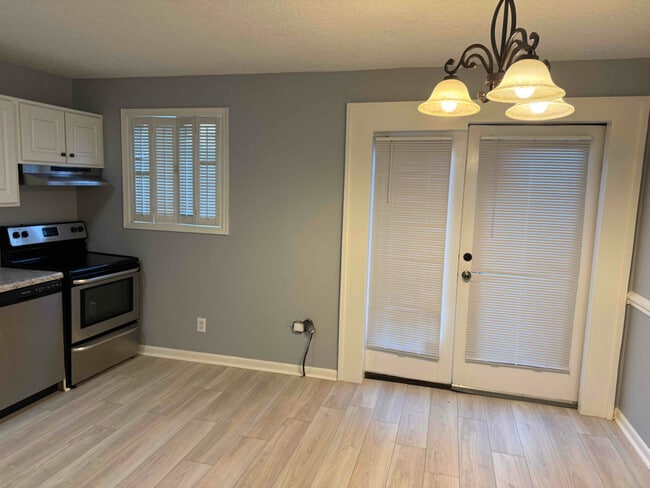 Photo - 2501 Nottingham Way Unidad 1