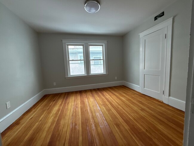 Photo - 104 Woodstock St Unit #3