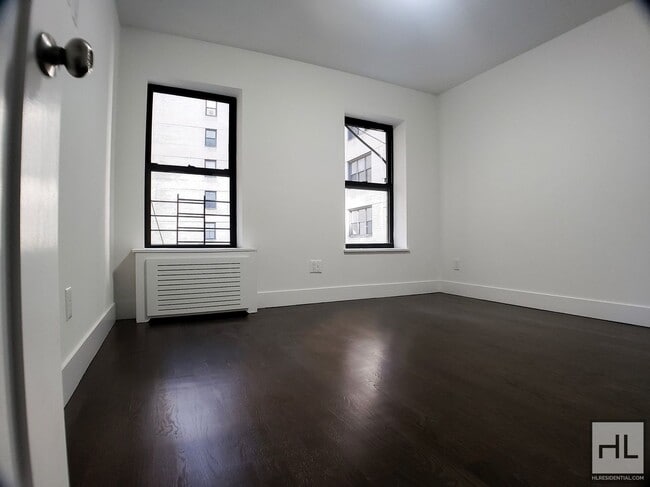 Photo - EAST 49 STREET Unit 4A