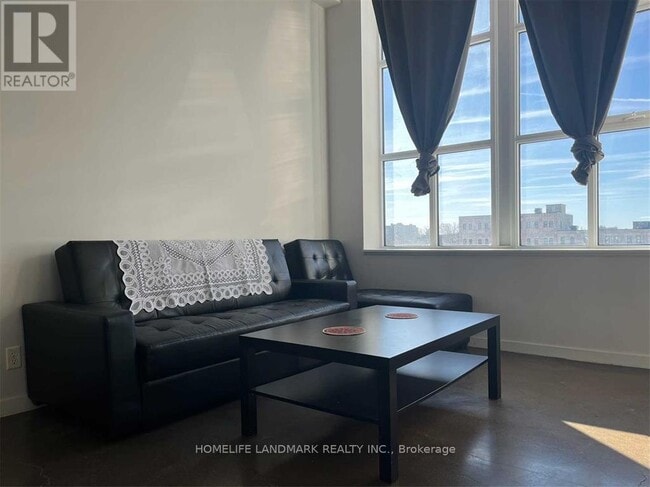 Photo - 404 King St W Unit 422