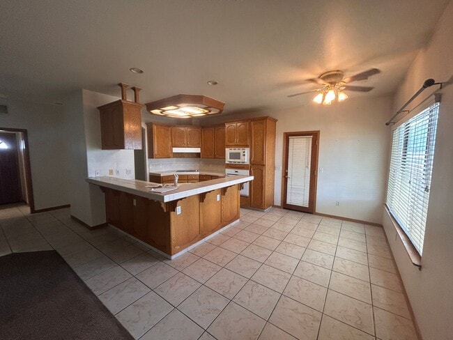 Photo - Large welcoming space in the Country waiting for you