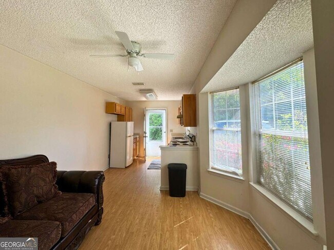 Photo - 110 Lake Crest Dr