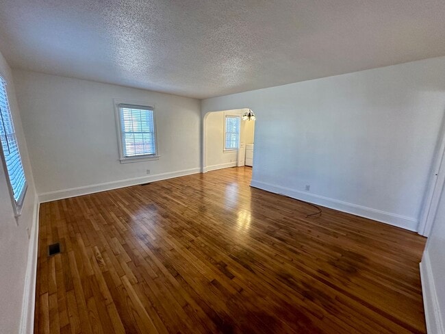 Photo - 2 Bedroom 1 Bathroom Home Located in South Hill, VA