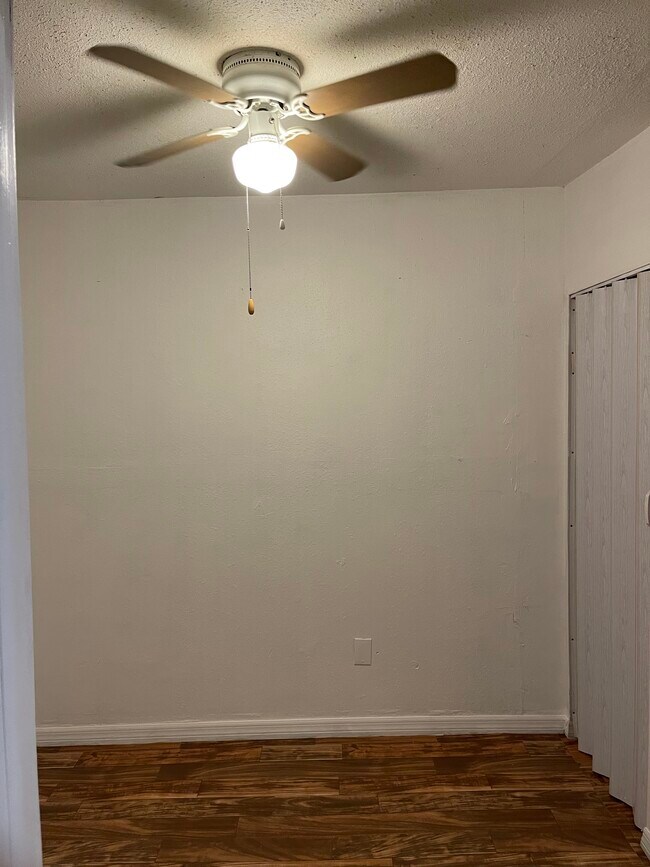 Photo - 2217 E 19th Ave Unidad B