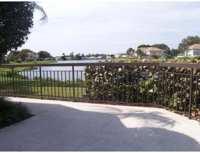 Photo - 4701 Roxbury Ct