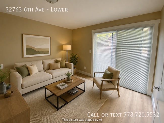 Photo - Spacious Ground Level 3 Bedroom Unit Lower