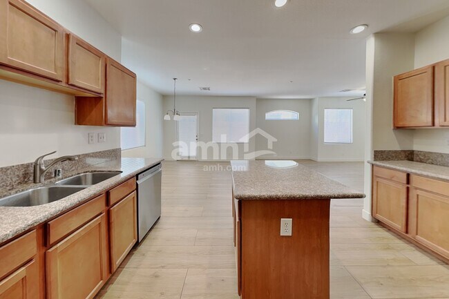 Photo - 8928 Cambridge Glen Ct