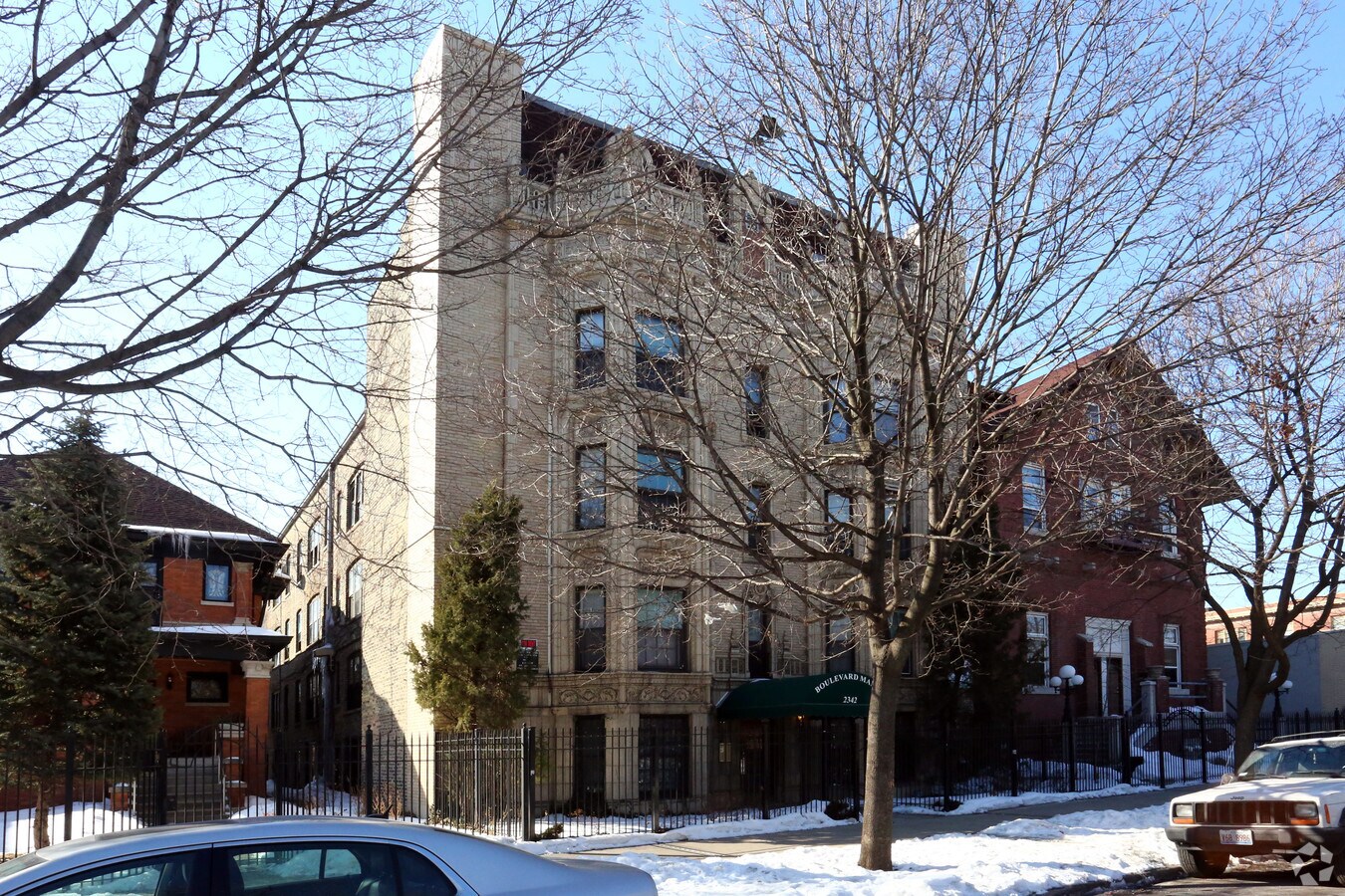 Boulevard Manor - Boulevard Manor Apartments
