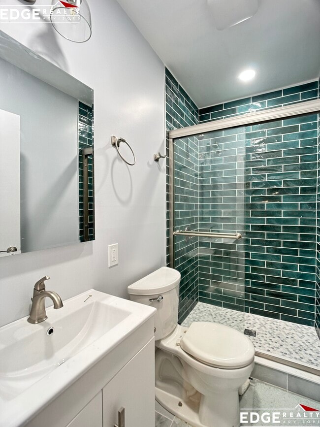 Photo - 100 Lake Shore Rd Unit 4