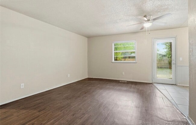 Photo - 4 Bedroom House