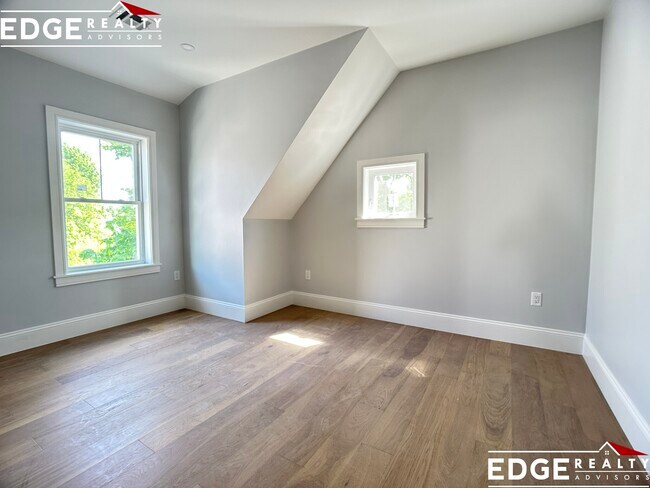 Photo - 51 Fairbanks St Unit 3