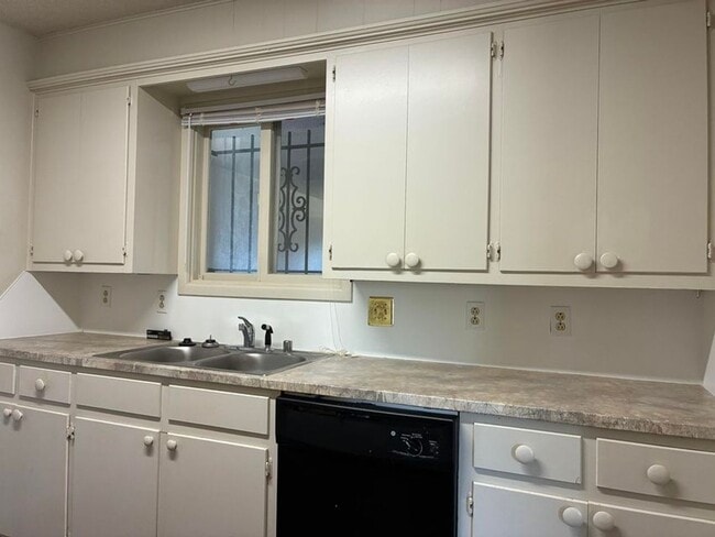 Photo - 3 Wagnon Dr Unidad B