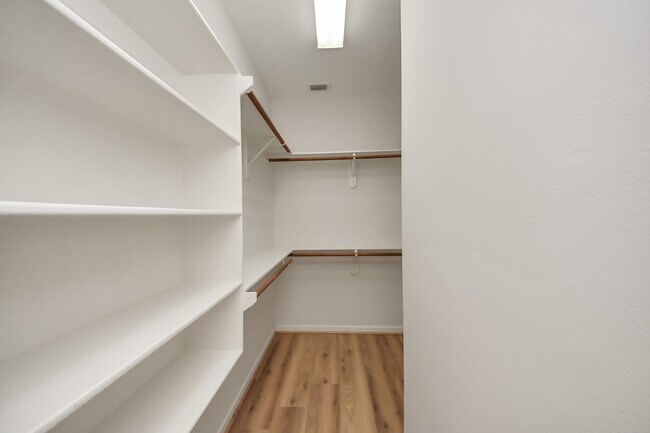 Photo - 4418 Bermuda Dr