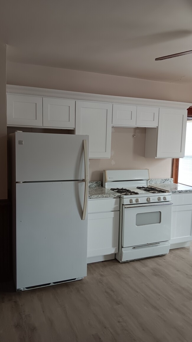 Photo - 151 Bunker Hill Ave Unit Third floor