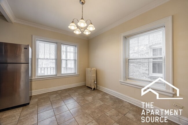 Photo - 602 Elgin Ave Unit 2E