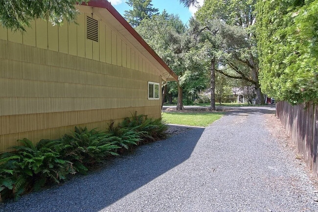 Photo - 720 NE 69th Ave Unit 720