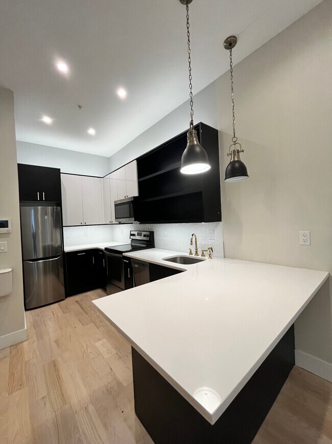 Photo - 609 Communipaw Ave Unit 2R