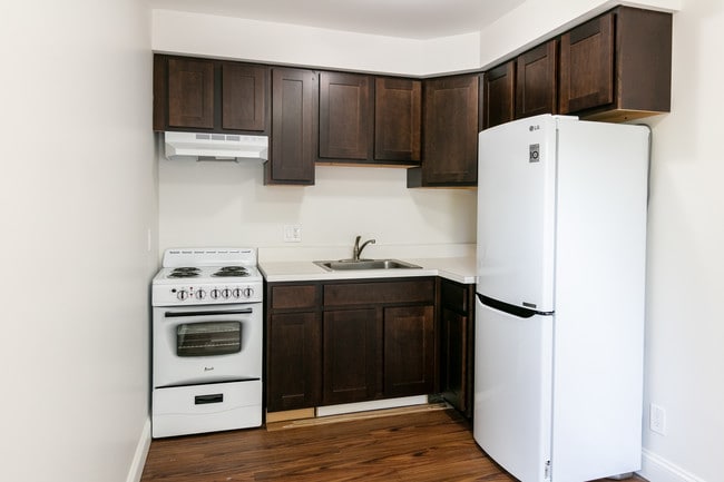 Photo - Parker House Apartments