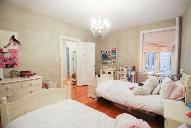 Photo - 89 Pleasant St Condo Unit 3
