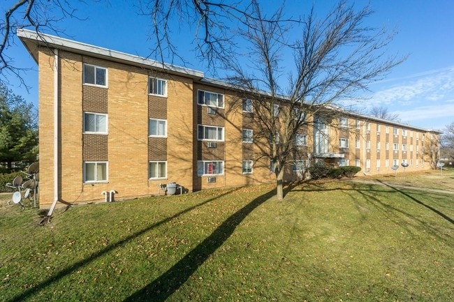 Golfview Apartments - Golfview Apartments