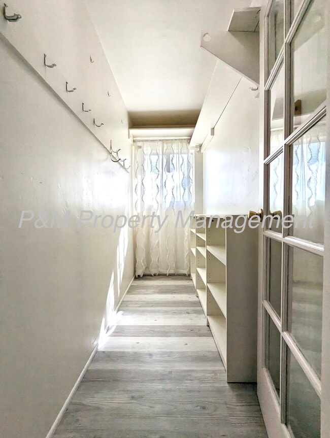 Hallway Closet / Storage - 7437 Hyatt St Unit 7437 Hyatt