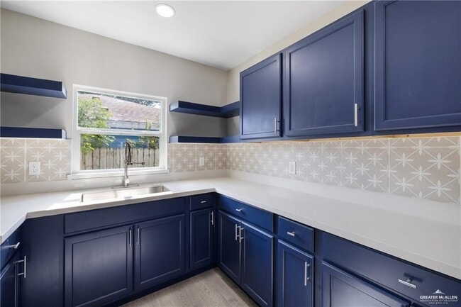 Photo - 17 Standard Ave