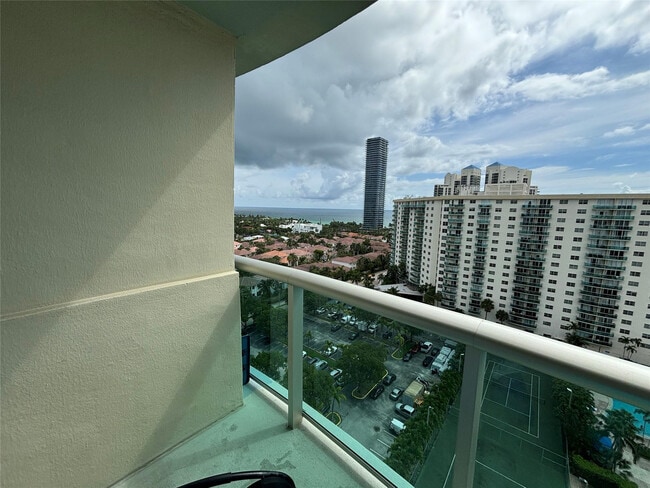 Photo - 19380 Collins Ave Unit 1610