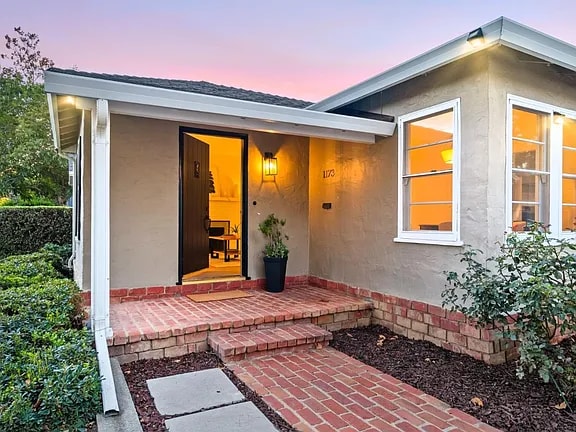 Photo - 1173 Malone Rd