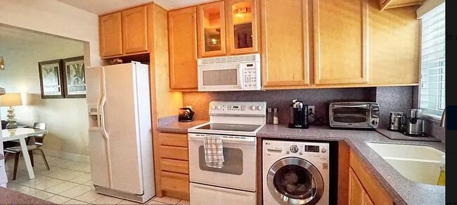 Photo - 2829 NE 33rd Ct Unidad The Imerial