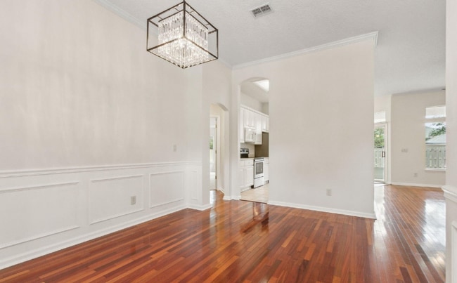 Photo - 1912 Bluebonnet Way