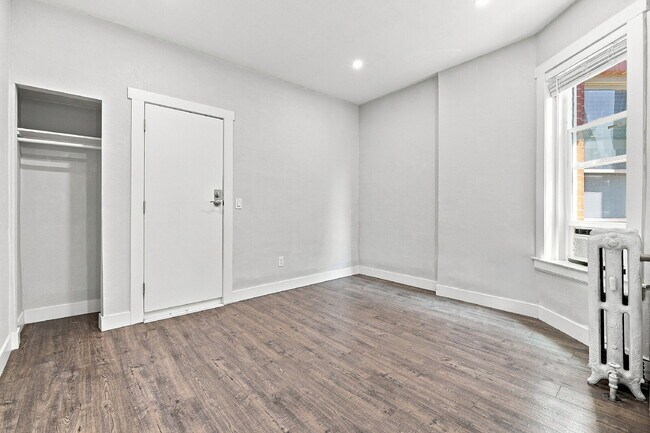 $1,620.95 with $300 off the first month rent, 1 Bed - 1 Bath, Condo in Denver with All Utilities ...