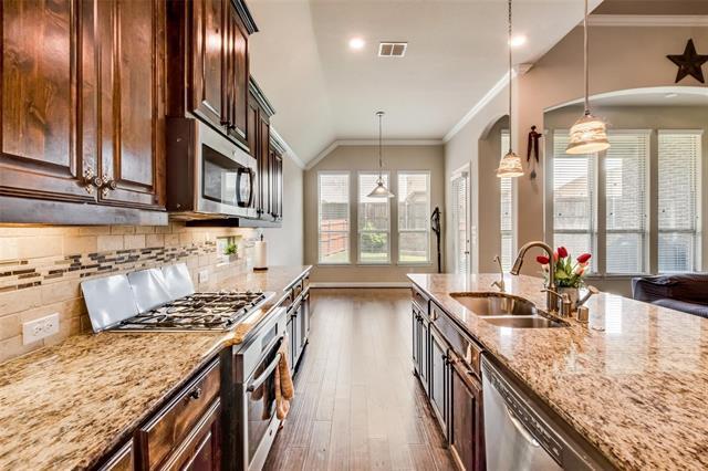 Photo - 321 Prairie Hill Trail