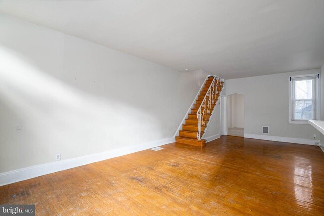 Photo - 2641 Bainbridge St Townhome